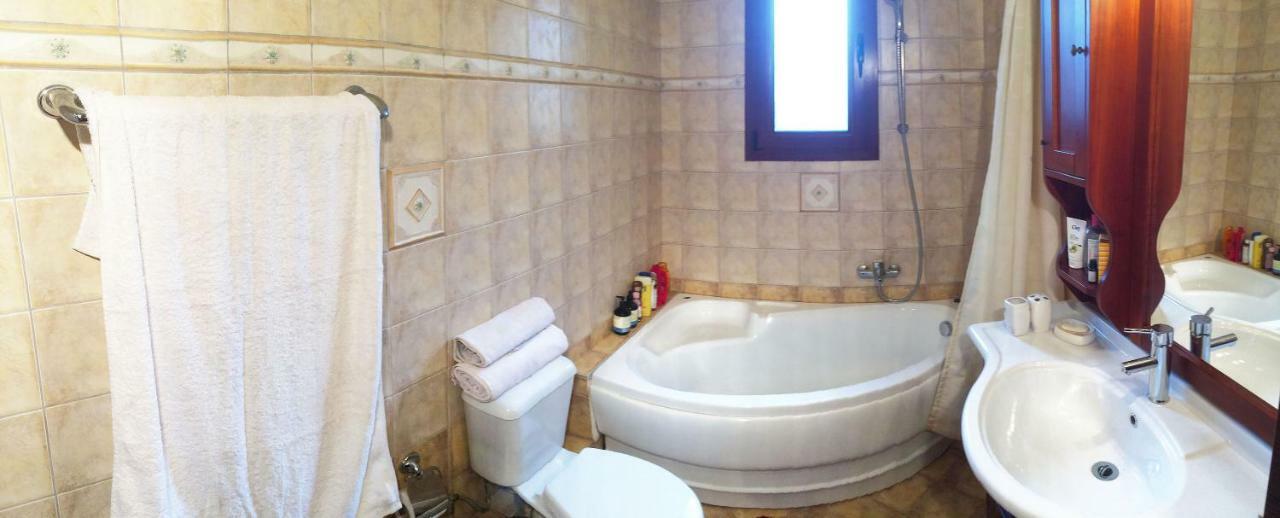 Villa Bella Loukisia Loukissia Exteriör bild